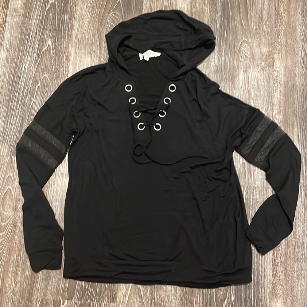 Hippie Rose Size XS Black Hooded Top with Front Pocket